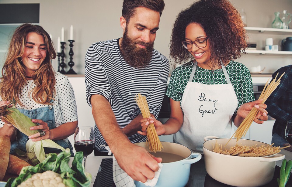 People who figured out how to start a cooking club – and love it